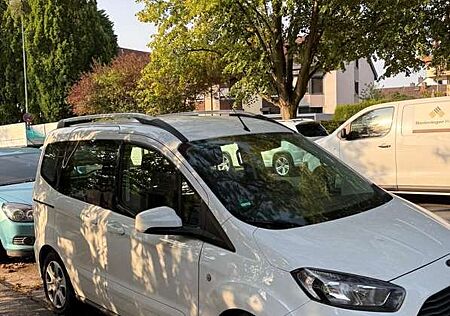 Ford Tourneo Courier 1.5 TDCi Trend