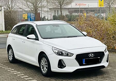 Hyundai i30 Kombi 1.0 T-GDI Sehr Gepflegt-Frisch Gewartet