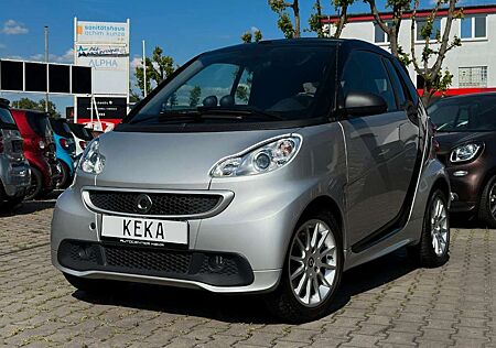 Smart ForTwo Cabrio TURBO Aut. SILVER BLACK EDITION! NAVI!