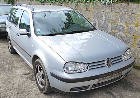 VW Golf Variant Volkswagen 4 SR 1.6 KLIMA BC ALU SERVO ABS SERVO