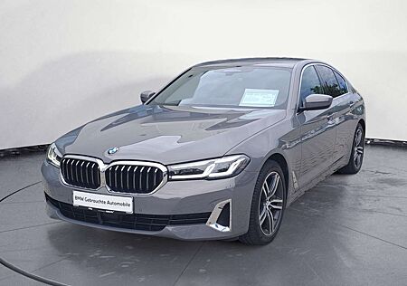 BMW 540 dA xDrive Limousine Luxury Line AHK Standheiz