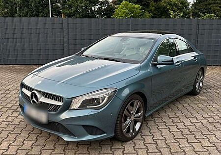 Mercedes-Benz CLA 220 CDI 7G-DCT