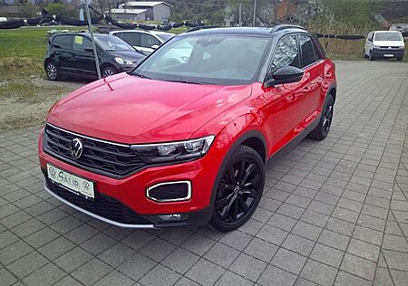 VW T-Roc Volkswagen Sport 1.5 TSI*Black Style*DSG*AHK*LED*R-Kamera*AP