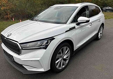 Skoda Enyaq 80 Lodge Navi AHK WP ACC SHZ Alu20