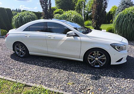 Mercedes-Benz CLA 250 7G-DCT