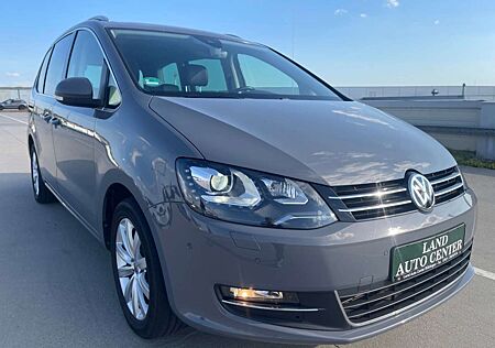 VW Sharan Volkswagen 2.0 TDI DSG HL*PANO*7-SITZ*AHK*STANDHZG*X