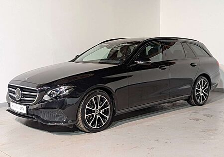 Mercedes-Benz E 220 d T 4M Aut EL.GSD*WIDE*NIGHT*AHK*MEMORY