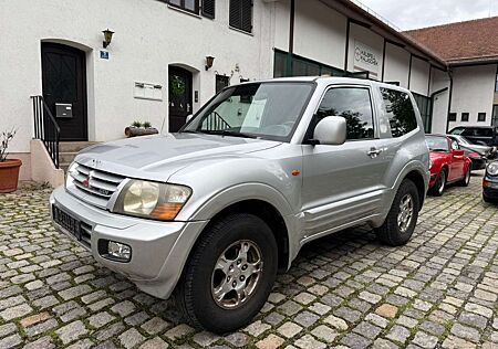 Mitsubishi Pajero 3,5 GDI Elegance*Kurz*Automatik*Tüv*