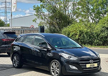 Hyundai i30 cw blue Premium