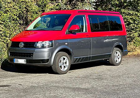 VW T5 California Volkswagen 2.0 TDI+2.HAND+8-SITZE+AUFSTELLDACH+BI-COLOR+AHK