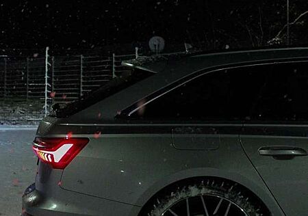 Audi A6 Avant 55 TFSI e quattro S tronic sport