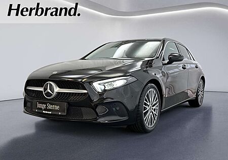 Mercedes-Benz A 180 Progressive Anhängevorrichtung, Ambienteb.
