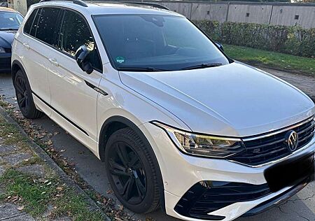 VW Tiguan Volkswagen Diesel 2.0 TDI SCR R-Line