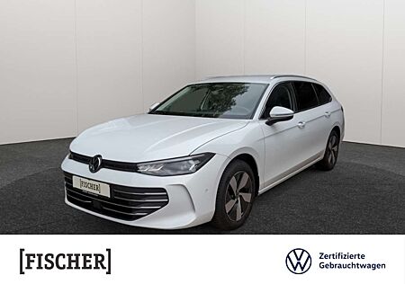 VW Passat Variant Volkswagen 1.5 eTSI DSG Business LED Navi AHK Rear View