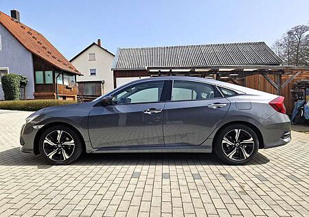 Honda Civic 1.5 i-VTEC Turbo Executive