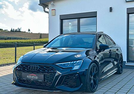 Audi RS3 Lim. 2.5 TFSI*Pano*RS-Sitz*RS-Abgas*B&O*