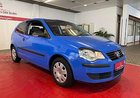 VW Polo Volkswagen Trendline *2. Hd. + SHgpfl. + Klima + CD