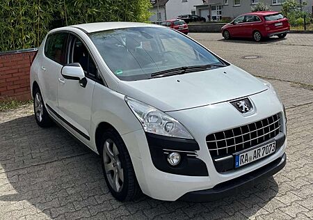 Peugeot 3008 Premium // 2-Hand // Wenig KM // Scheckheft //