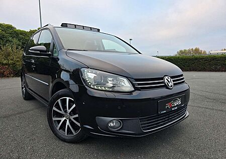 VW Touran Volkswagen Highline Panorama Xenon 7 Sitzer 1.Hand