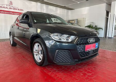 Audi A1 Sportback * Shgpft + AppleCarPlay + BT *