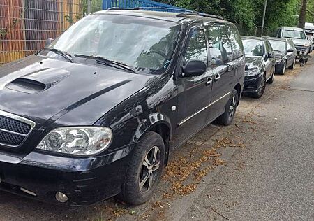 Kia Carnival 2.9 CRDi / Automatik