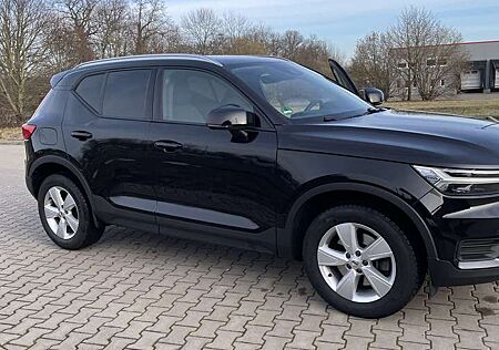 Volvo XC 40 XC40 Momentum Pro 2WD