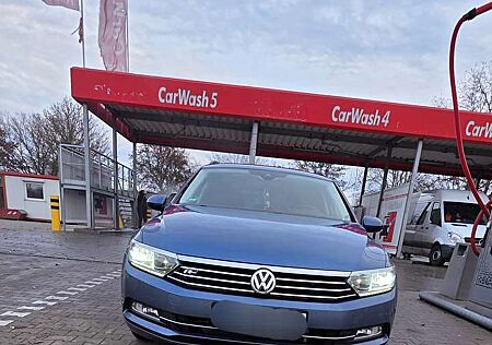 VW Passat Variant Volkswagen 1.6 TDI (BlueMotion Technology) DSG