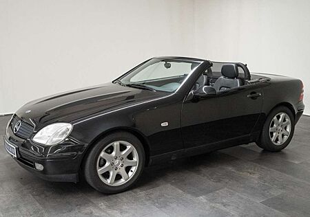 Mercedes-Benz SLK 200