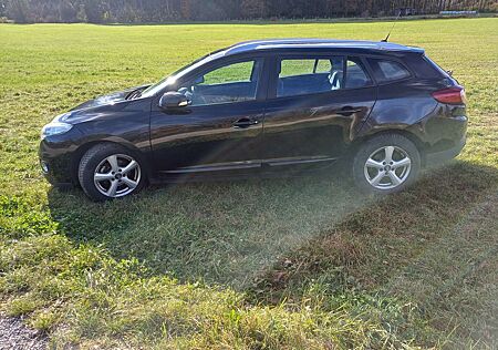 Renault Megane Grandtour dCi 110 FAP Paris