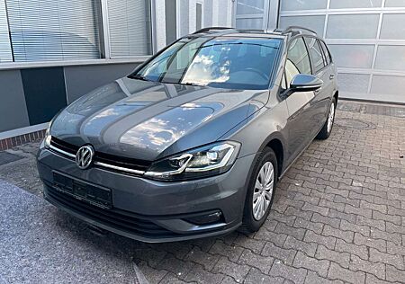 VW Golf Volkswagen VII Variant Trendline*SITZHEIZUNG*LED*