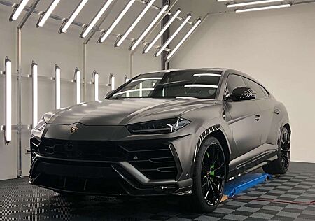 Lamborghini Urus MY21 Carbon Akrapovic Pano 23-Zoll Keramik