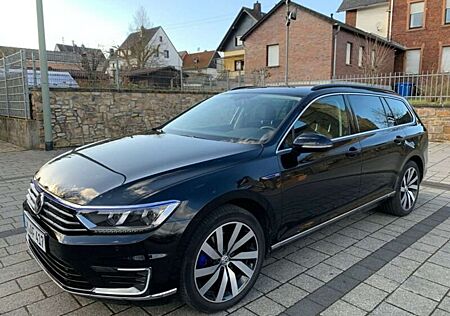 VW Passat Variant Volkswagen 1.4 TSI Plug-In-Hybrid DSG GTE