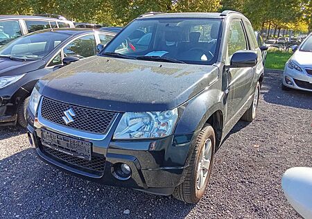 Suzuki Grand Vitara 1.6 Club (3-trg.) 4x4