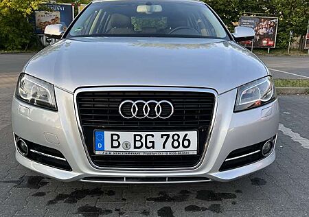 Audi A3 gebraucht kaufen Audi A3 1.2 TFSI Sportback Attraction
