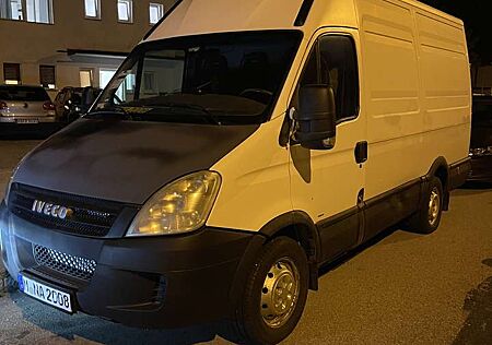 IVECO Daily 35 S 14 V