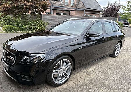 Mercedes-Benz E 43 AMG 4Matic T 9G-TRONIC