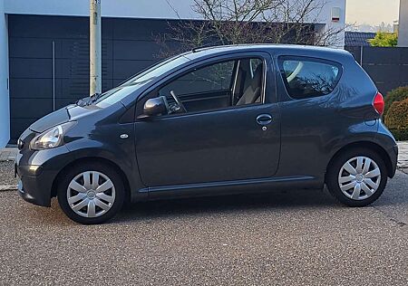 Toyota Aygo 74tkm, Tüv neu