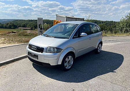 Audi A2 1.4 Zahnriemen neu, TÜV neu