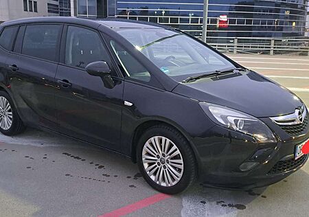 Opel Zafira Tourer 1.4 Turbo Benzin
