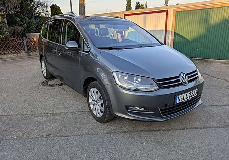 VW Sharan Volkswagen 2.0 TDI Blue Motion Highline