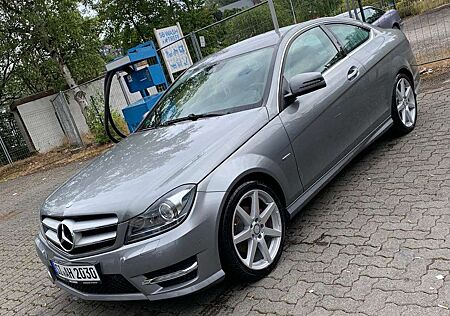 Mercedes-Benz C 180 C180 Coupe AMG-Line B-Xenon Intelligent Light