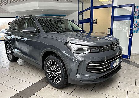 VW Tiguan Volkswagen 1.5 eTSI-DSG Elegance,Matrix,AHK,AreaView