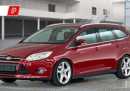 Ford Focus Turnier Titanium/ 1 Hand / SZH/KLIMA/LED/