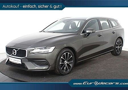 Volvo V60 D3 Inscription *1.Hand*T-Leder*SHZ*Navi*
