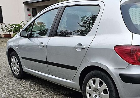 Peugeot 307 75 Presence