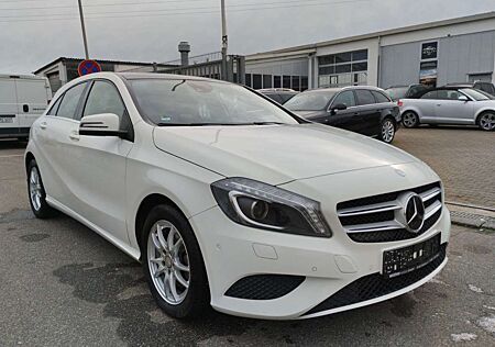 Mercedes-Benz A 200 A -Klasse BlueEfficiency Panorama