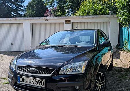 Ford Focus Turnier 1.6 16V Trend