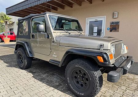 Jeep Wrangler 2.4 Liter,6.Gang ,ABS,Tempomat, Klimaanlage