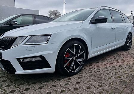 Skoda Octavia Combi RS VRS-PANORAMA-SPORT-AUTOMATIK-E6