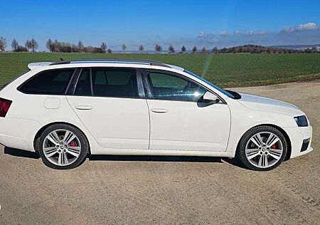 Skoda Octavia Combi 2.0 TDI (Green tec) 4x4 DSG RS